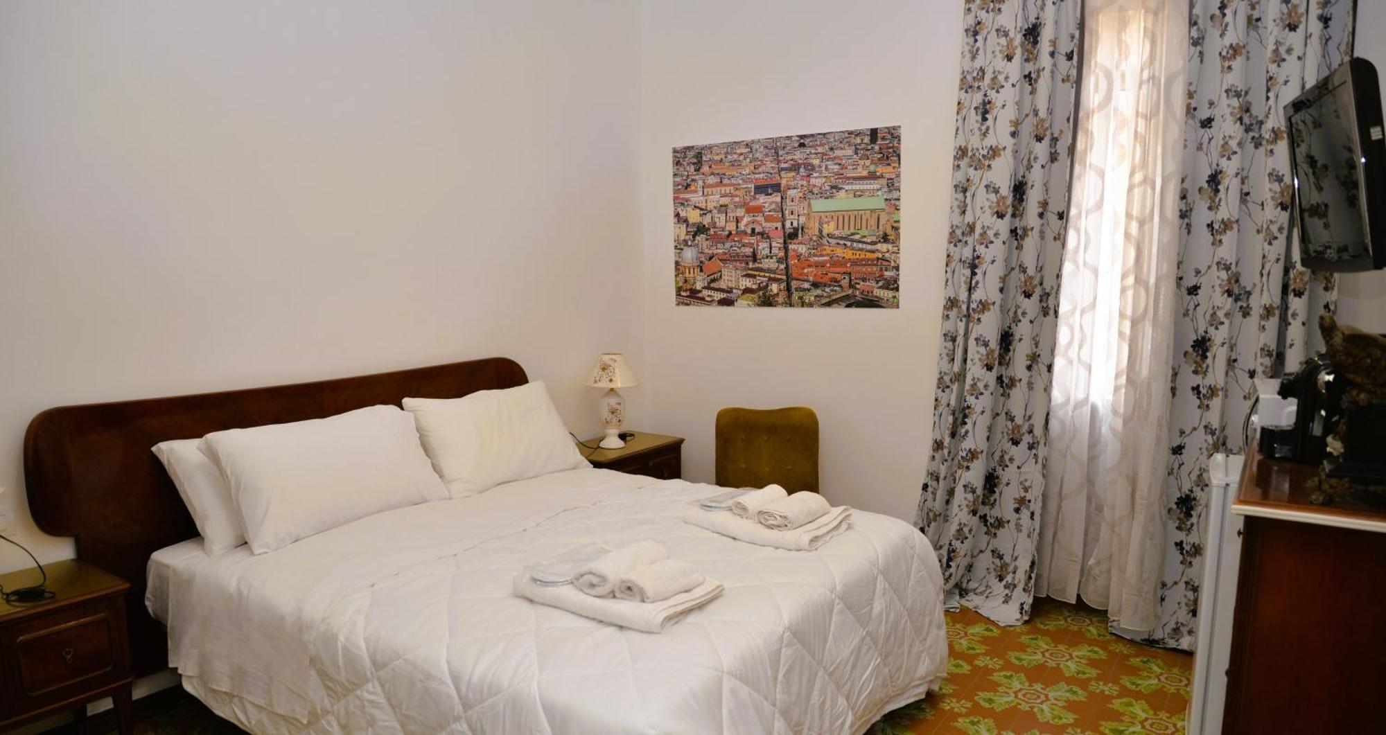 Отель Punto Felice Riviera - Centro Citta Lungomare Caracciolo Неаполь Экстерьер фото