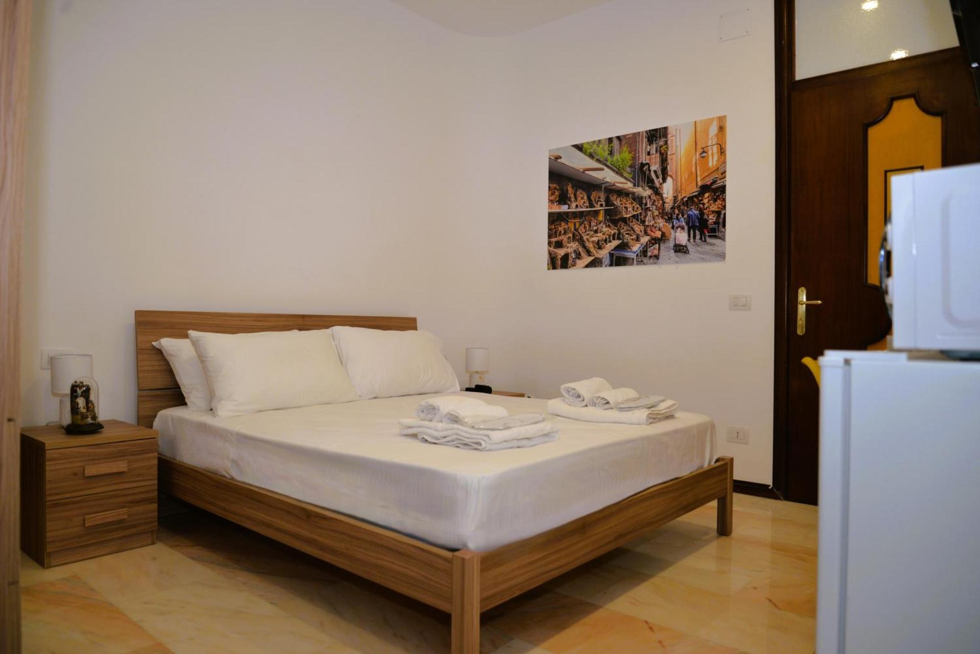 Отель Punto Felice Riviera - Centro Citta Lungomare Caracciolo Неаполь Экстерьер фото
